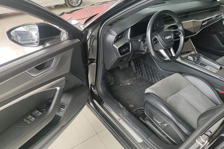 Used Audi A6L 2024 45 TFSI Prestige Dynamic Edition Driver Seat