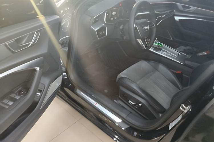 Used Audi A6L 2024 45 TFSI Prestige Dynamic Edition Driver Seat