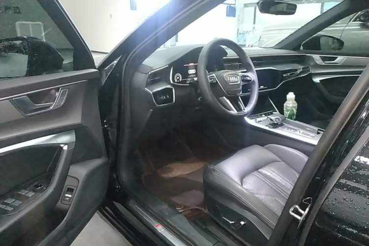 Used Audi A6L 2024 45 TFSI Prestige Dynamic Edition Driver Seat