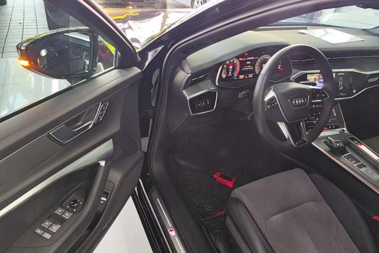 Used Audi A6L 2024 40 TFSI Luxury Dynamic Edition Driver Seat