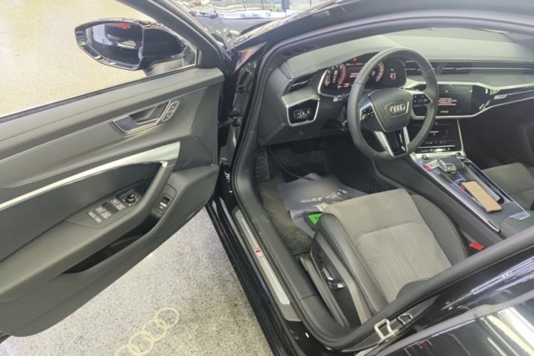 Used Audi A6L 2024 40 TFSI Luxury Dynamic Edition Driver Seat