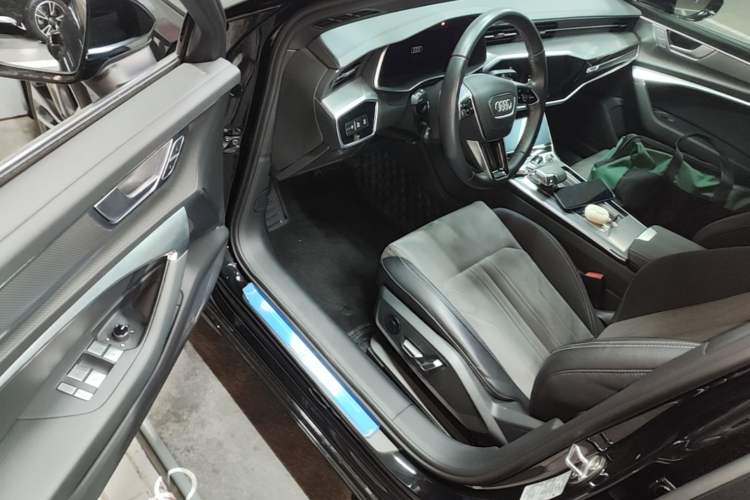 Used Audi A6L 2024 40 TFSI Luxury Dynamic Edition Driver Seat