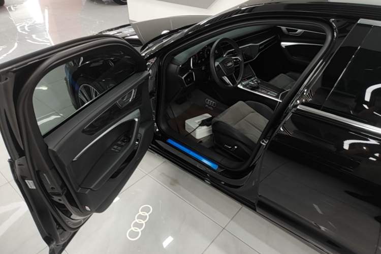 Used Audi A6L 2024 40 TFSI Luxury Dynamic Edition Driver Seat