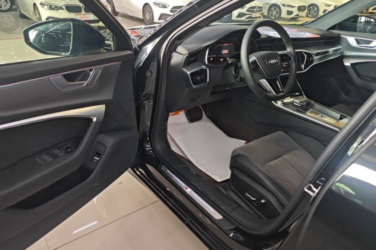 Used Audi A6L 2024 40 TFSI Luxury Dynamic Edition Driver Seat