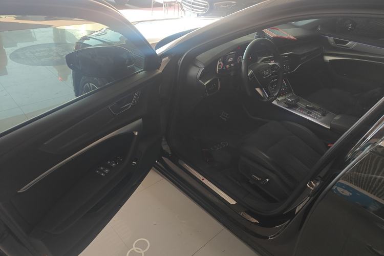 Used Audi A6L 2024 45 TFSI Prestige Dynamic Edition Driver Seat
