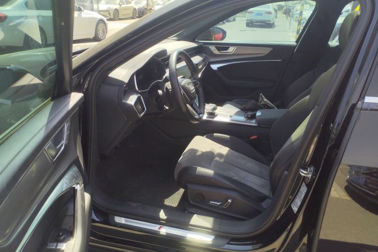 Used Audi A6L 2024 40 TFSI Luxury Dynamic Edition Driver Seat