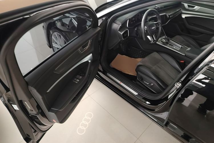 Used Audi A6L 2024 45 TFSI Prestige Dynamic Edition Driver Seat
