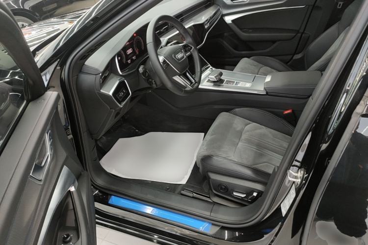 Used Audi A6L 2024 45 TFSI Prestige Dynamic Edition Driver Seat