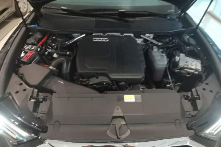 Used Audi A6L 2024 45 TFSI Prestige Dynamic Edition Engine Bay