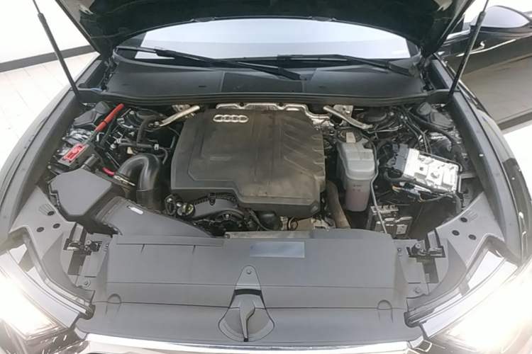 Used Audi A6L 2024 45 TFSI Prestige Dynamic Edition Engine Bay