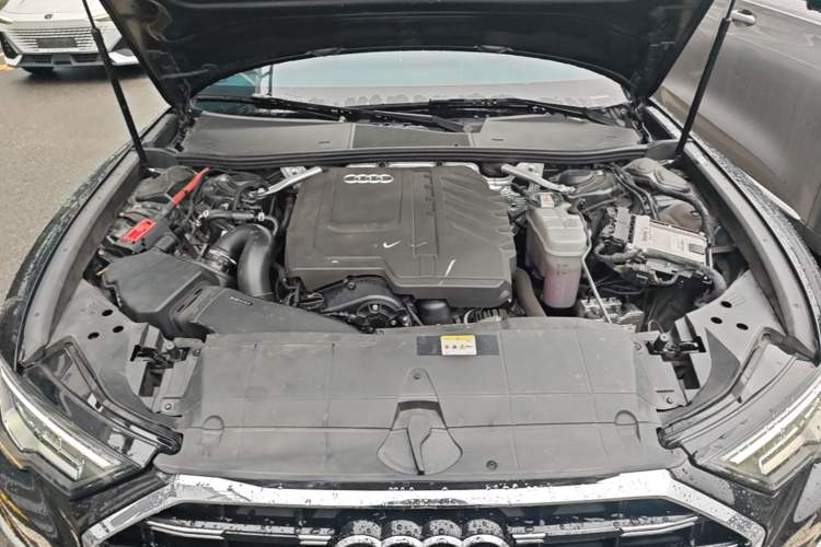 Used Audi A6L 2024 40 TFSI Luxury Dynamic Edition Engine Bay