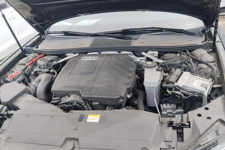 Used Audi A6L 2024 40 TFSI Luxury Prestige Edition Engine Bay