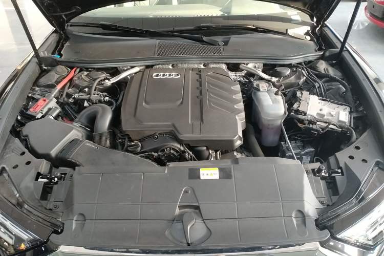 Used Audi A6L 2024 45 TFSI Prestige Dynamic Edition Engine Bay