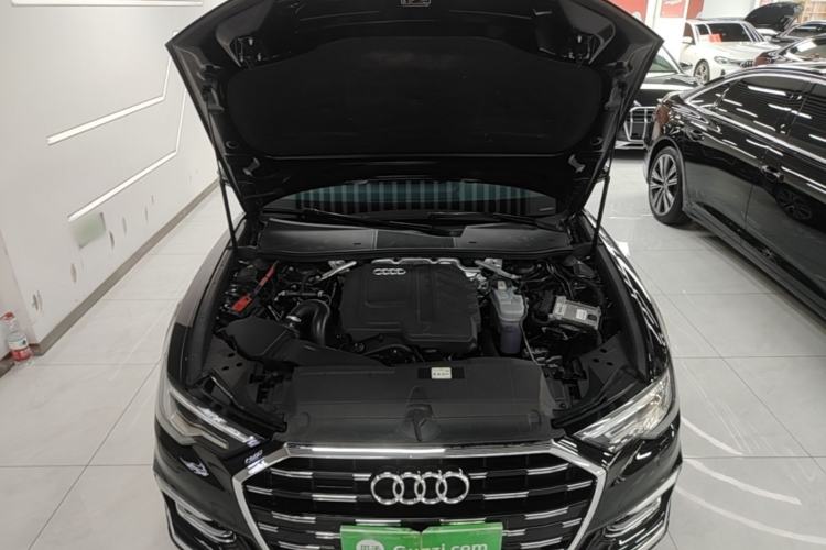 Used Audi A6L 2024 40 TFSI Luxury Dynamic Edition Engine Bay