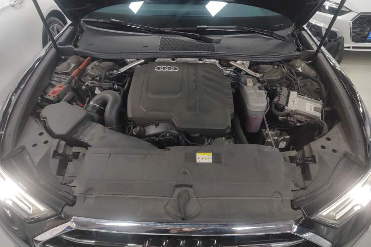 Used Audi A6L 2024 40 TFSI Luxury Dynamic Edition Engine Bay