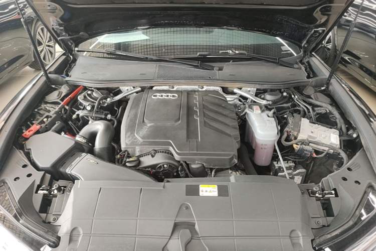 Used Audi A6L 2024 45 TFSI Prestige Dynamic Edition Engine Bay