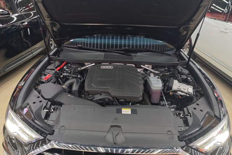 Used Audi A6L 2024 45 TFSI quattro Prestige Dynamic Edition Engine Bay