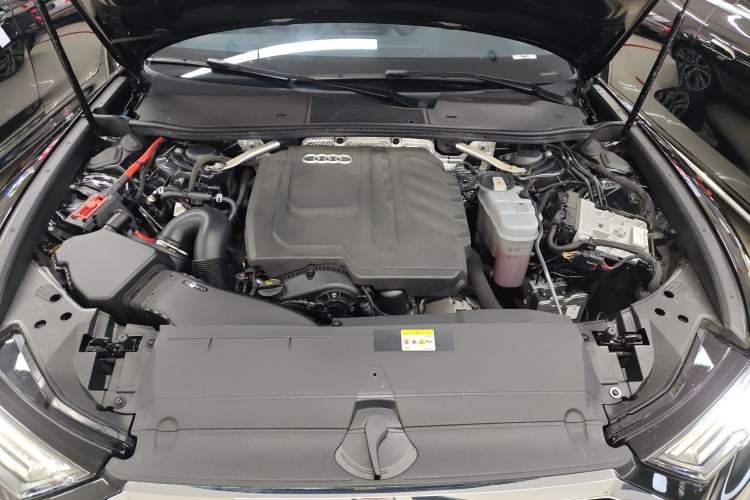 Used Audi A6L 2024 45 TFSI Prestige Dynamic Edition Engine Bay