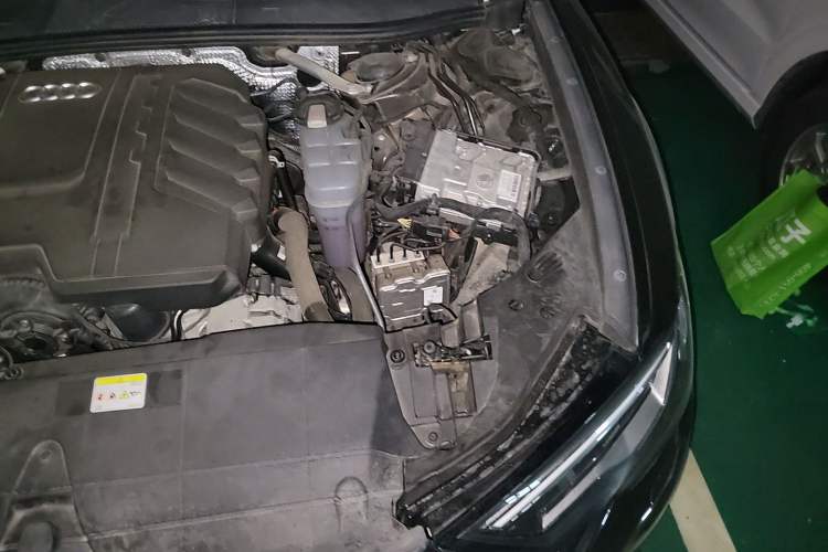 Used Audi A6L 2024 45 TFSI quattro Prestige Elegant Edition Engine Bay Left