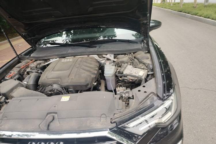 Used Audi A6L 2024 45 TFSI Prestige Dynamic Edition Engine Bay Left