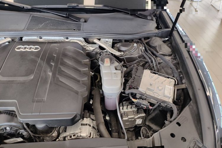 Used Audi A6L 2024 45 TFSI Prestige Dynamic Edition Engine Bay Left