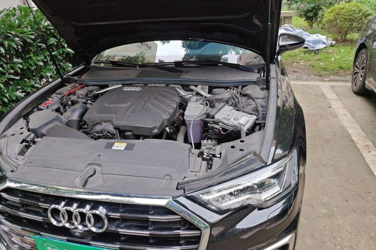 Used Audi A6L 2024 45 TFSI Prestige Dynamic Edition Engine Bay Left
