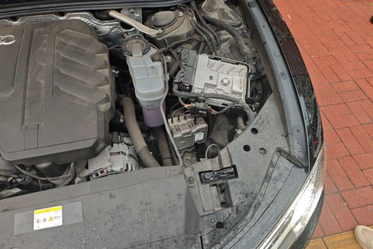 Used Audi A6L 2024 45 TFSI Prestige Dynamic Edition Engine Bay Left