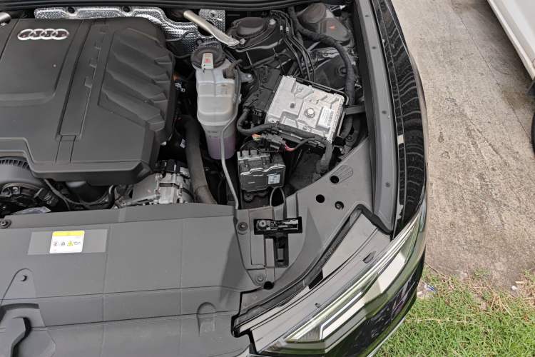 Used Audi A6L 2024 45 TFSI quattro Prestige Dynamic Edition Engine Bay Left