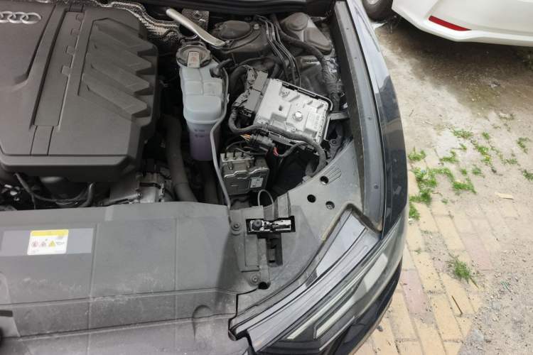 Used Audi A6L 2024 45 TFSI quattro Prestige Dynamic Edition Engine Bay Left