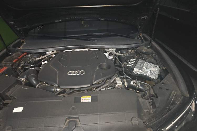 Used Audi A6L 2024 55 TFSI quattro Prestige Dynamic Edition Engine Bay Left