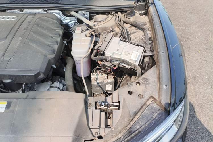 Used Audi A6L 2024 45 TFSI quattro Prestige Dynamic Edition Engine Bay Left