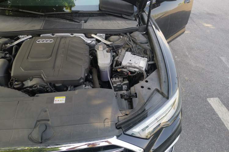Used Audi A6L 2024 45 TFSI Prestige Dynamic Edition Engine Bay Left