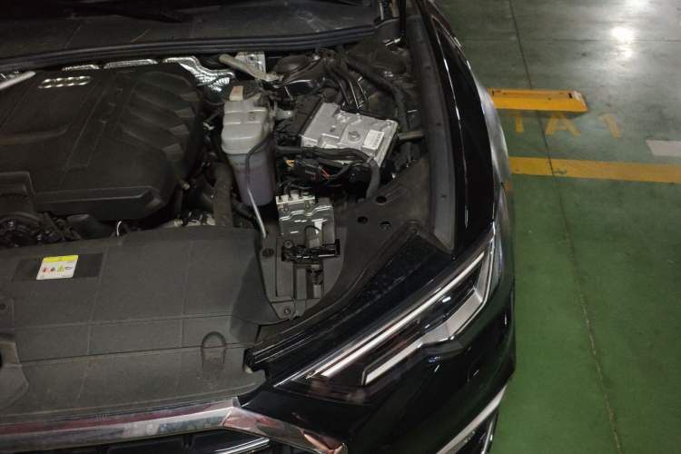 Used Audi A6L 2024 45 TFSI Prestige Dynamic Edition Engine Bay Left