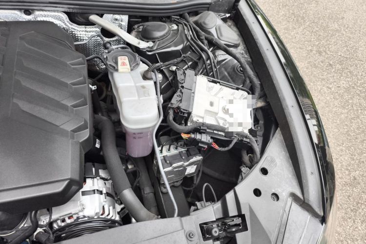 Used Audi A6L 2024 45 TFSI Prestige Elegant Edition Engine Bay Left