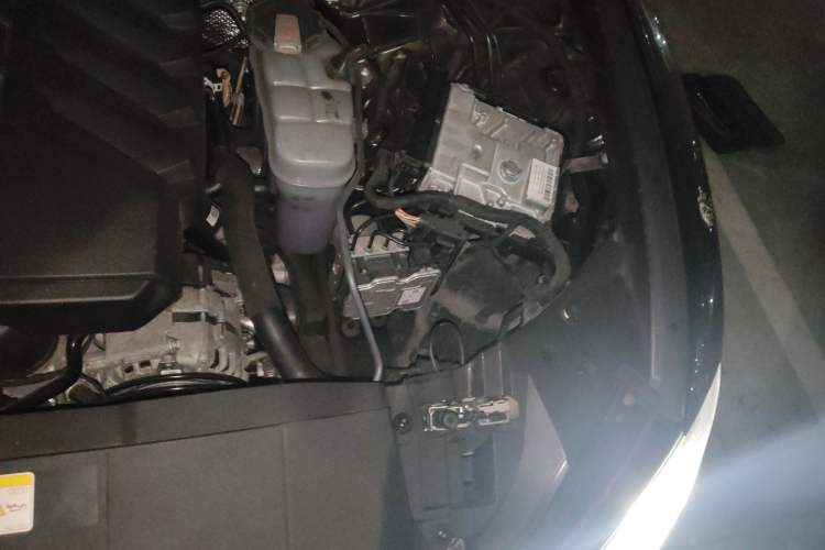 Used Audi A6L 2024 45 TFSI quattro Prestige Dynamic Edition Engine Bay Left