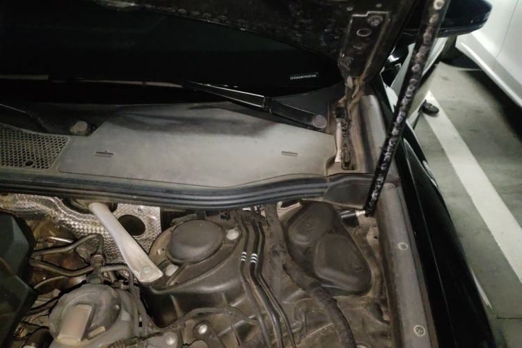 Used Audi A6L 2024 45 TFSI Prestige Dynamic Edition Engine Bay Left