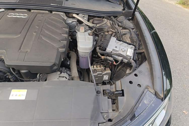 Used Audi A6L 2024 45 TFSI Prestige Dynamic Edition Engine Bay Left