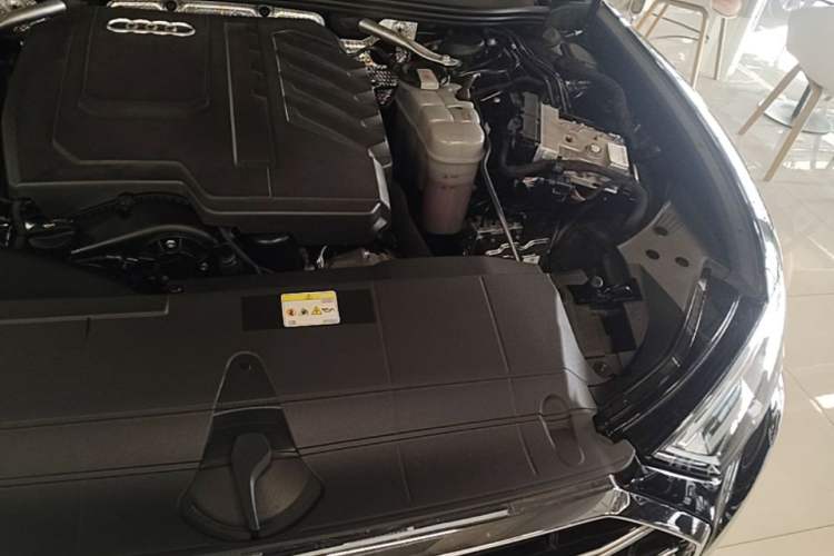 Used Audi A6L 2024 45 TFSI quattro Prestige Elegant Edition Engine Bay Left