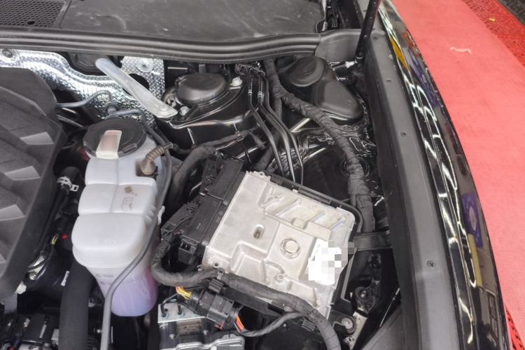 Used Audi A6L 2024 45 TFSI Prestige Dynamic Edition Engine Bay Left
