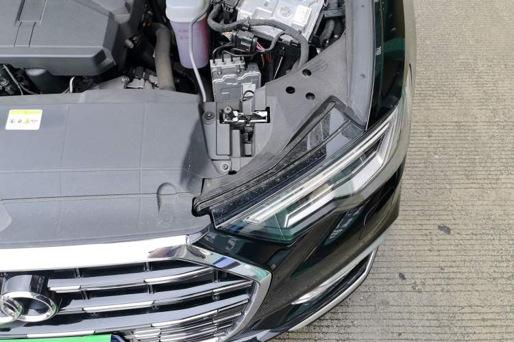 Used Audi A6L 2024 45 TFSI quattro Prestige Dynamic Edition Engine Bay Left
