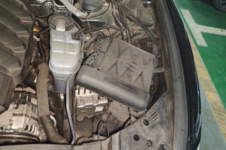 Used Audi A6L 2024 40 TFSI Luxury Dynamic Edition Engine Bay Left