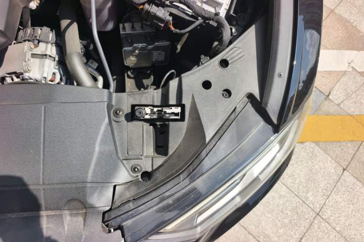 Used Audi A6L 2024 45 TFSI quattro Prestige Dynamic Edition Engine Bay Left