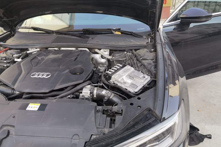 Used Audi A6L 2024 55 TFSI quattro Prestige Dynamic Edition Engine Bay Left