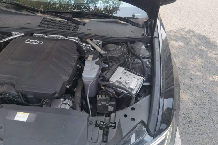 Used Audi A6L 2024 45 TFSI quattro Prestige Dynamic Edition Engine Bay Left