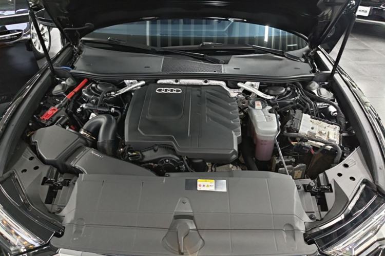 Used Audi A6L 2024 45 TFSI Prestige Dynamic Edition Engine Bay