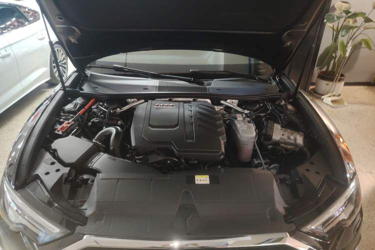 Used Audi A6L 2024 45 TFSI Prestige Dynamic Edition Engine Bay