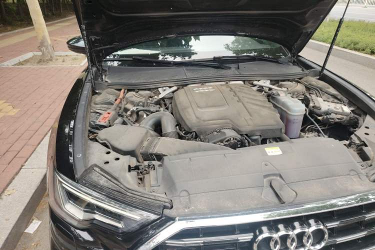 Used Audi A6L 2024 45 TFSI Prestige Dynamic Edition Engine Bay Right