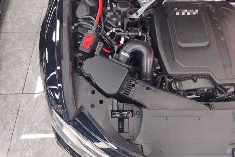 Used Audi A6L 2024 40 TFSI Luxury Dynamic Edition Engine Bay Right