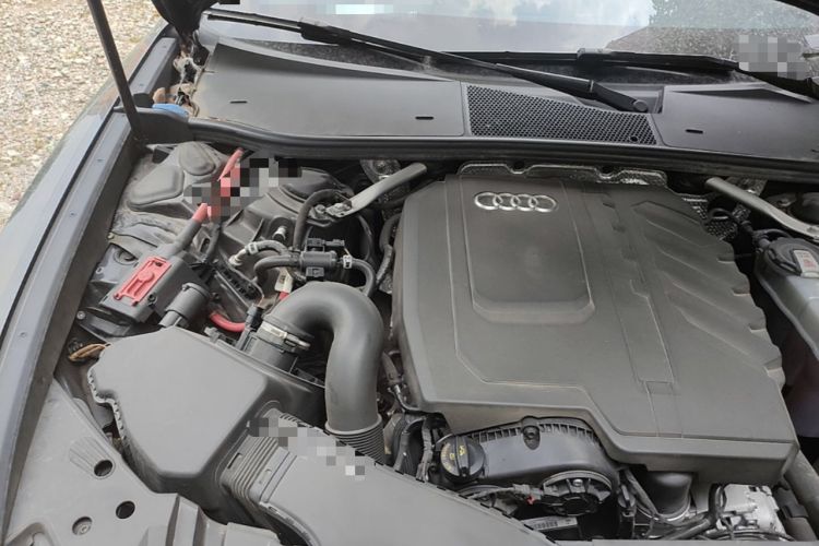 Used Audi A6L 2024 40 TFSI Luxury Dynamic Edition Engine Bay Right
