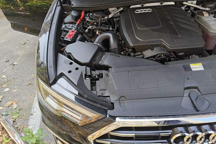 Used Audi A6L 2024 45 TFSI Prestige Dynamic Edition Engine Bay Right